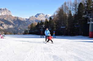 val-di-fassa-vacanze-con-bambini-inverno-ciampedie2