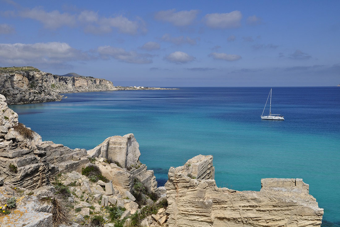 Favignana Mare Da Sogno E Gite In Bicicletta Con I Bambini