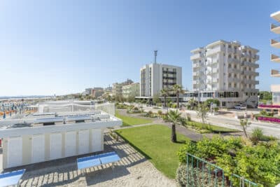 Hotel Mexico a Rimini, panoramica esterno struttura