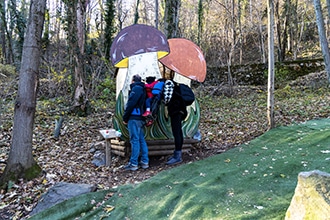 Case elfi nel bosco - Grotta di Babbo Natale